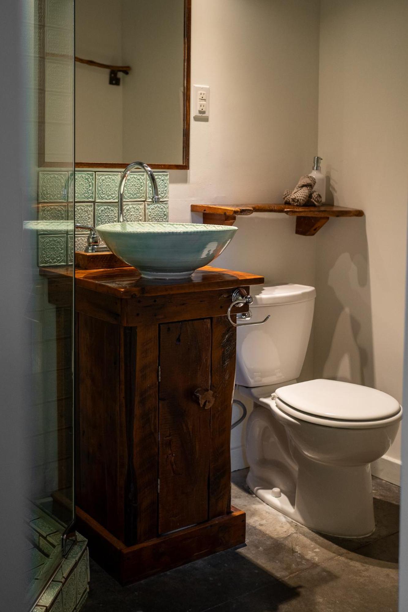 Owl'S Nest Suites Carrying Place Buitenkant foto