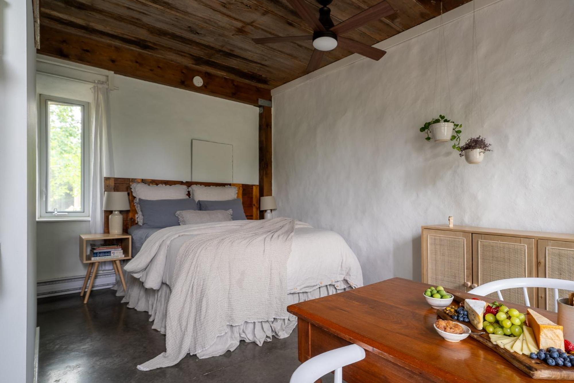 Owl'S Nest Suites Carrying Place Buitenkant foto