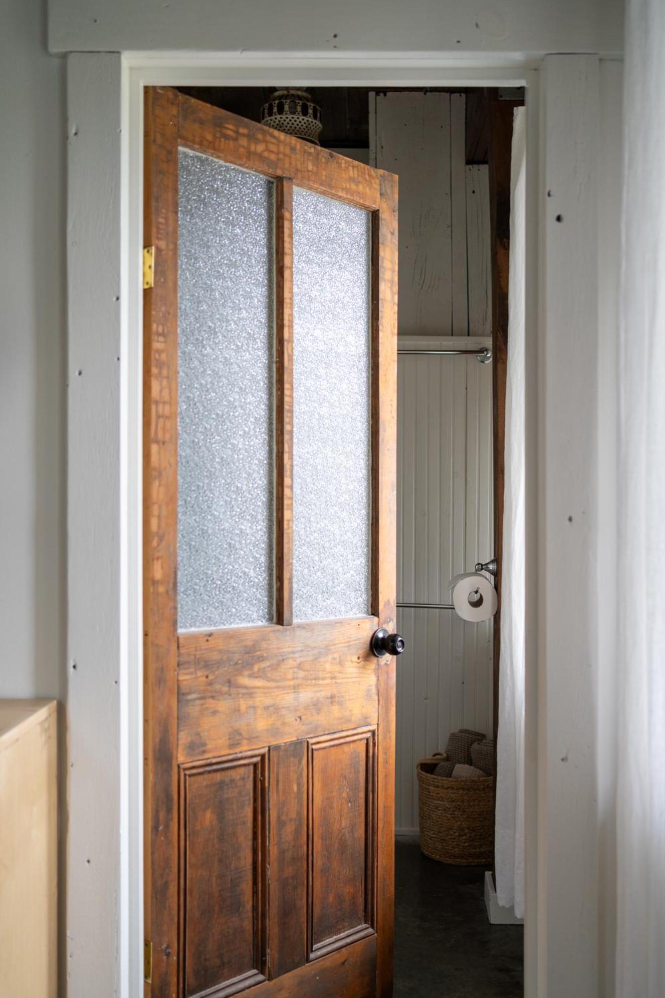 Owl'S Nest Suites Carrying Place Buitenkant foto