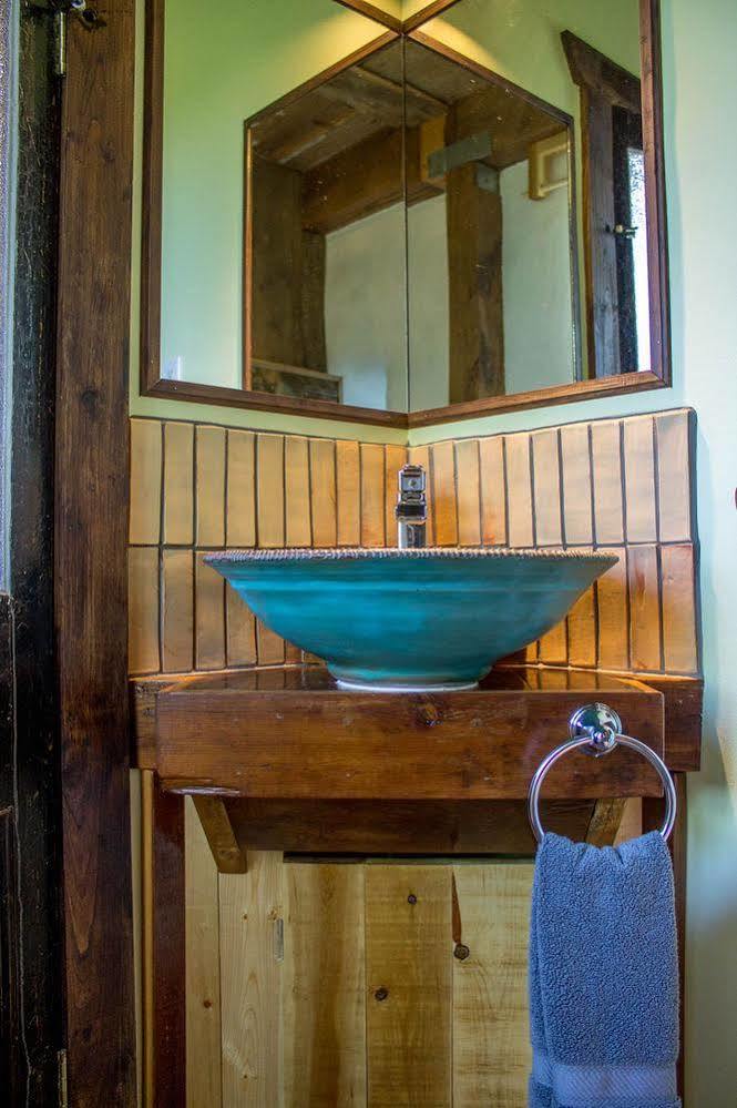 Owl'S Nest Suites Carrying Place Buitenkant foto
